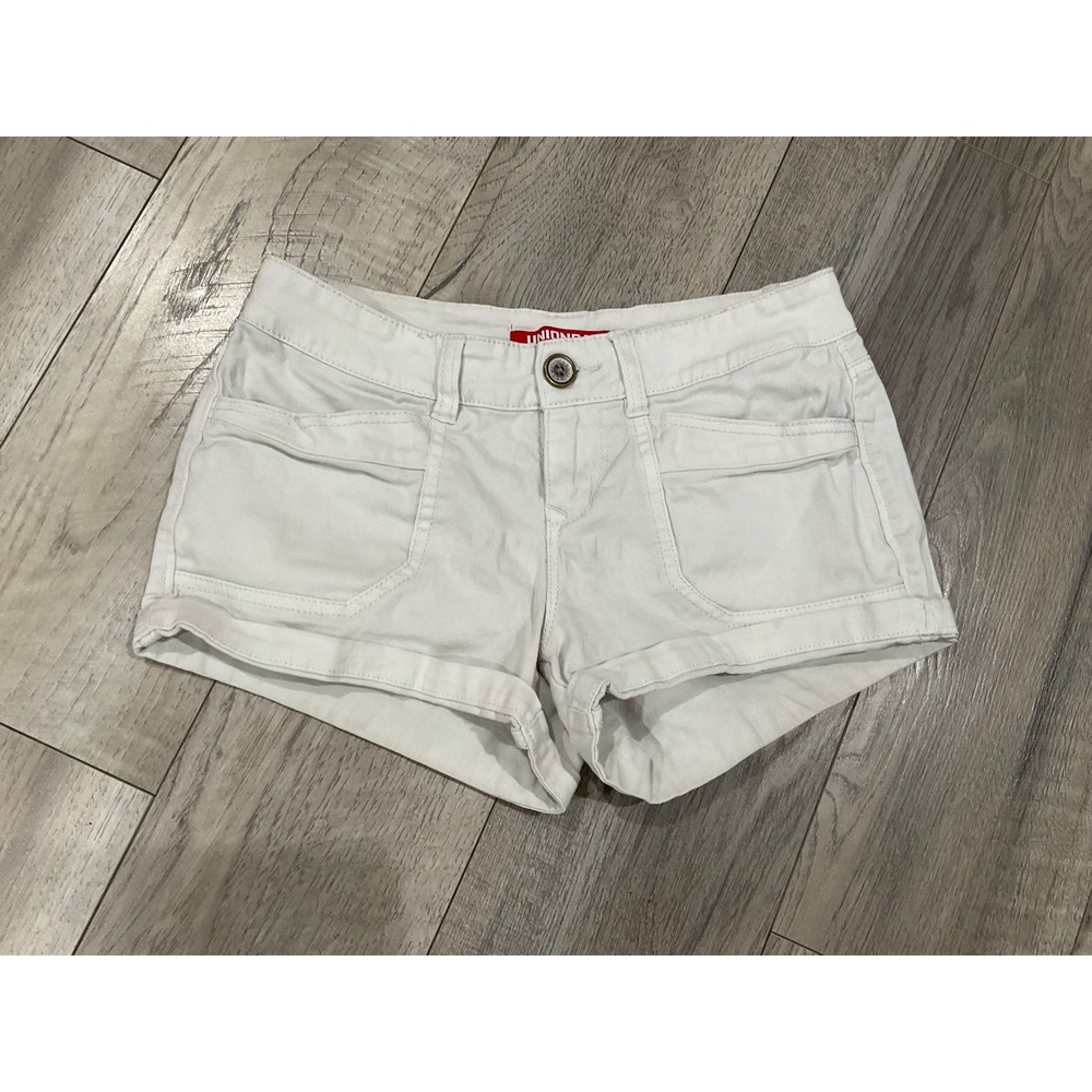 Unionbay White Denim Shorts Low Rise Cuffed Size 1 Casual Summer Mini Shorts